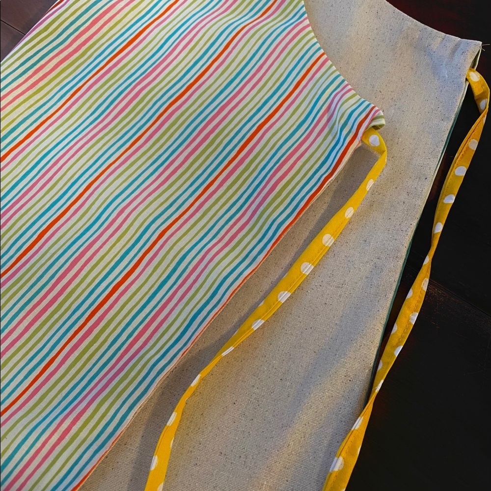 Apron - Picture 3 of 5
